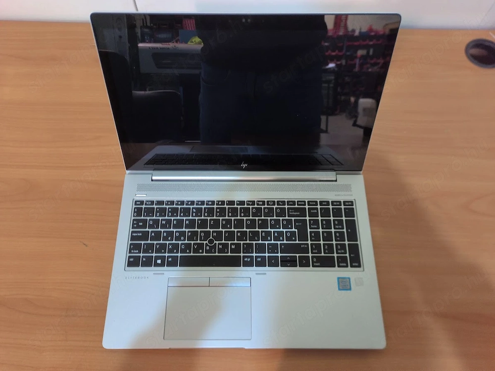 100%-os pozitiv cégtől: Némi KÁPÉ, tiéd ez a HP! zBook Fury 17 a Dr-PC-től