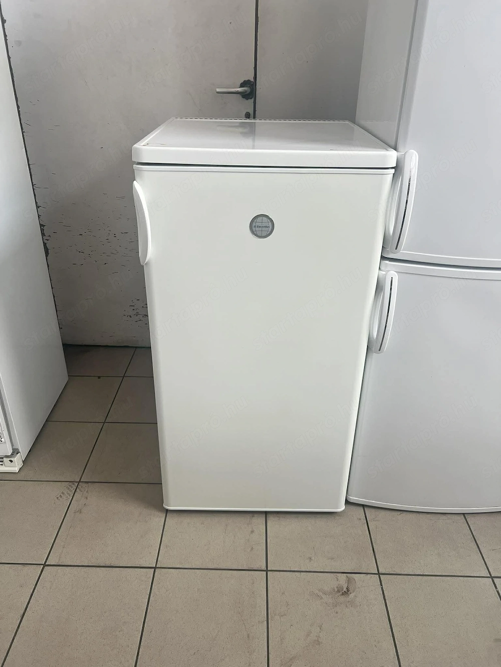 Használt Electrolux ERC1943 Normál Hűtőszekrény [H17690] 1-3 hónap garanciával 