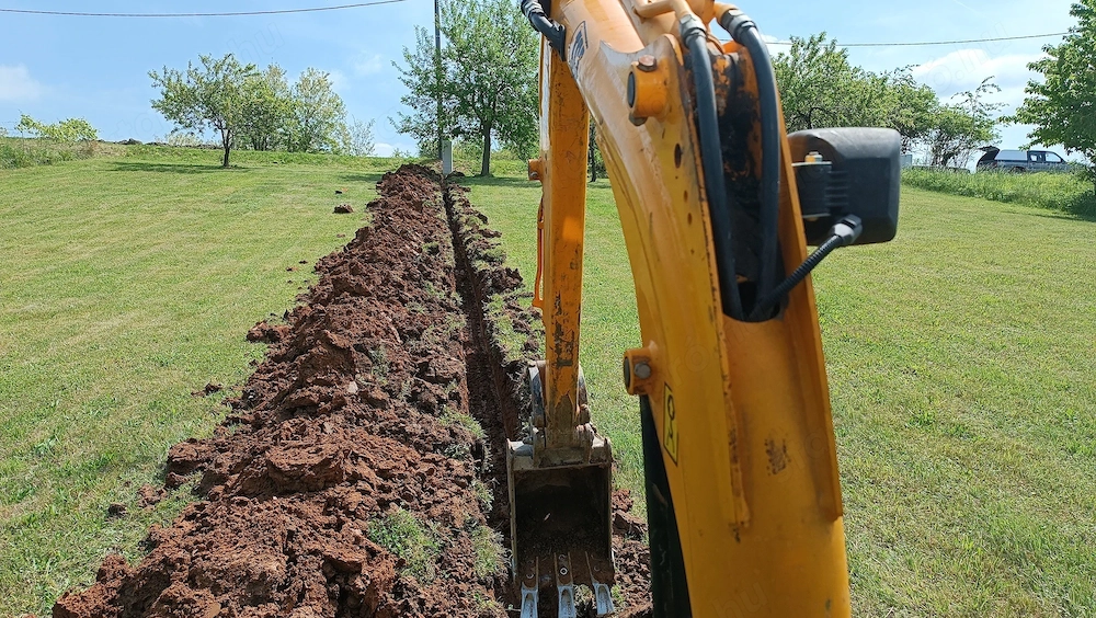 Gépi földmunka Balaton Déli part