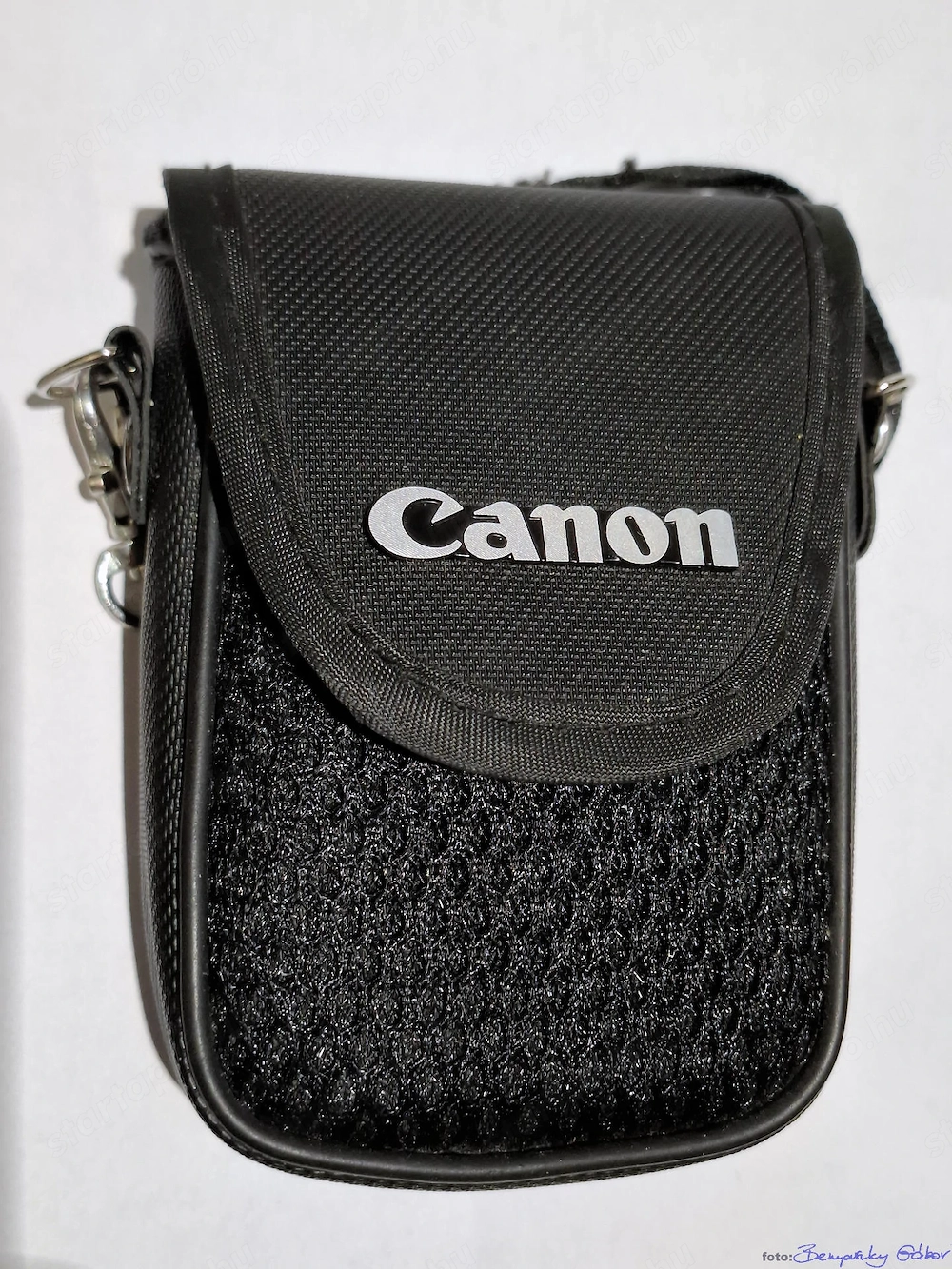 Kompakt, 11x8x4 cm, fekete, kis fényképezőgép tok, Canon, eladó.