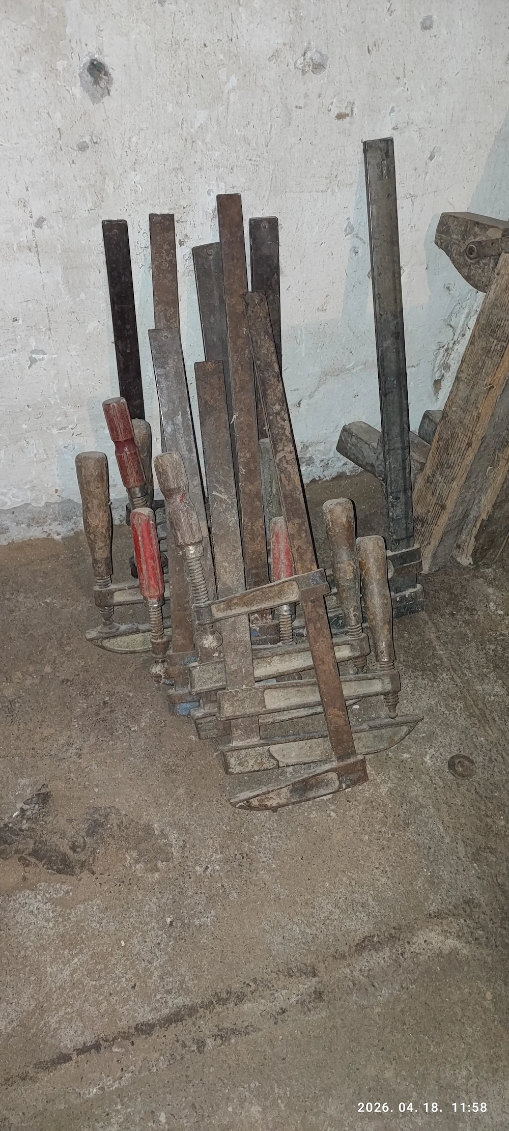 Eladó párhuzam szorítók!