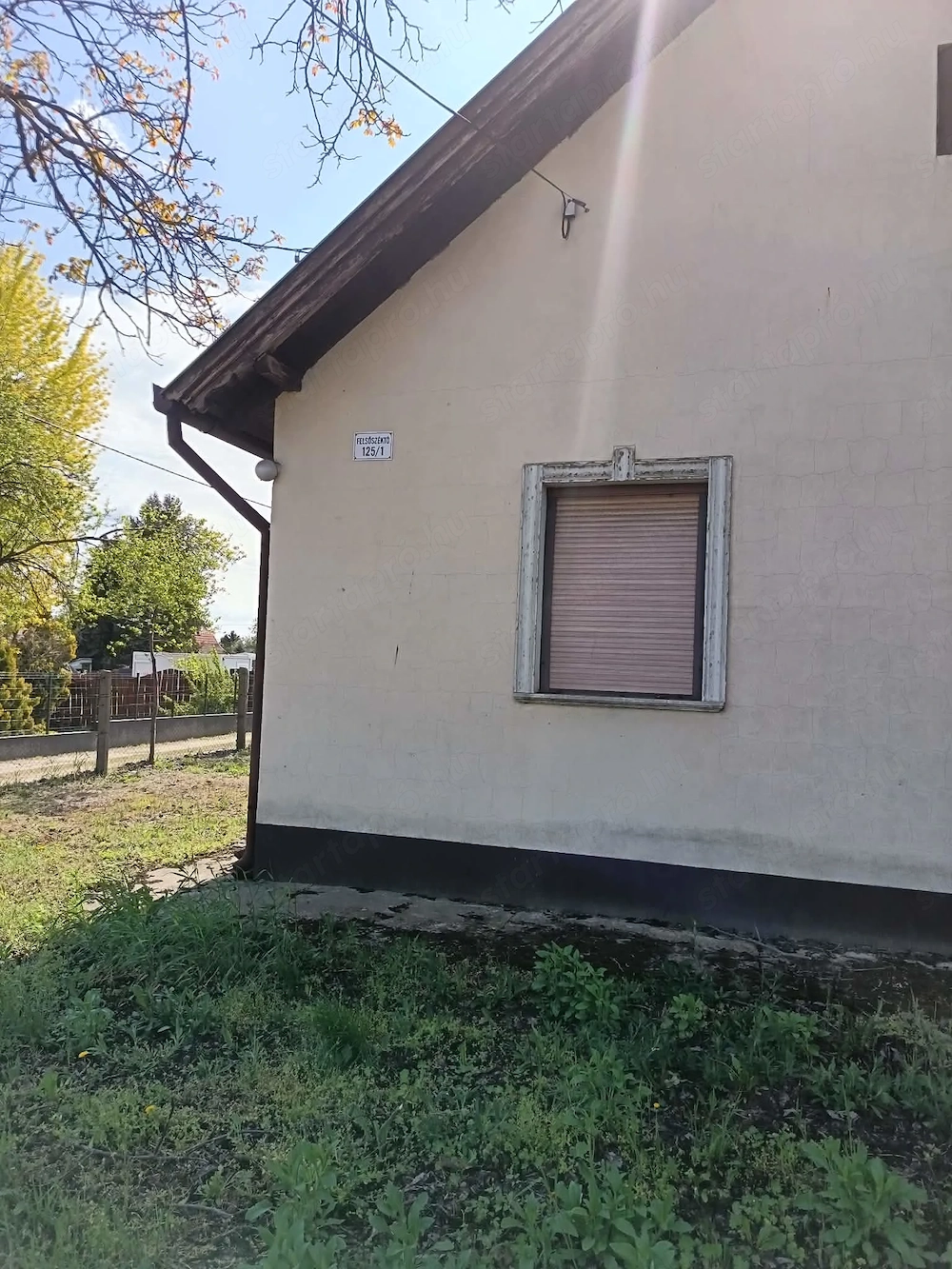 Eladó ház kecskemét  Széles közön!