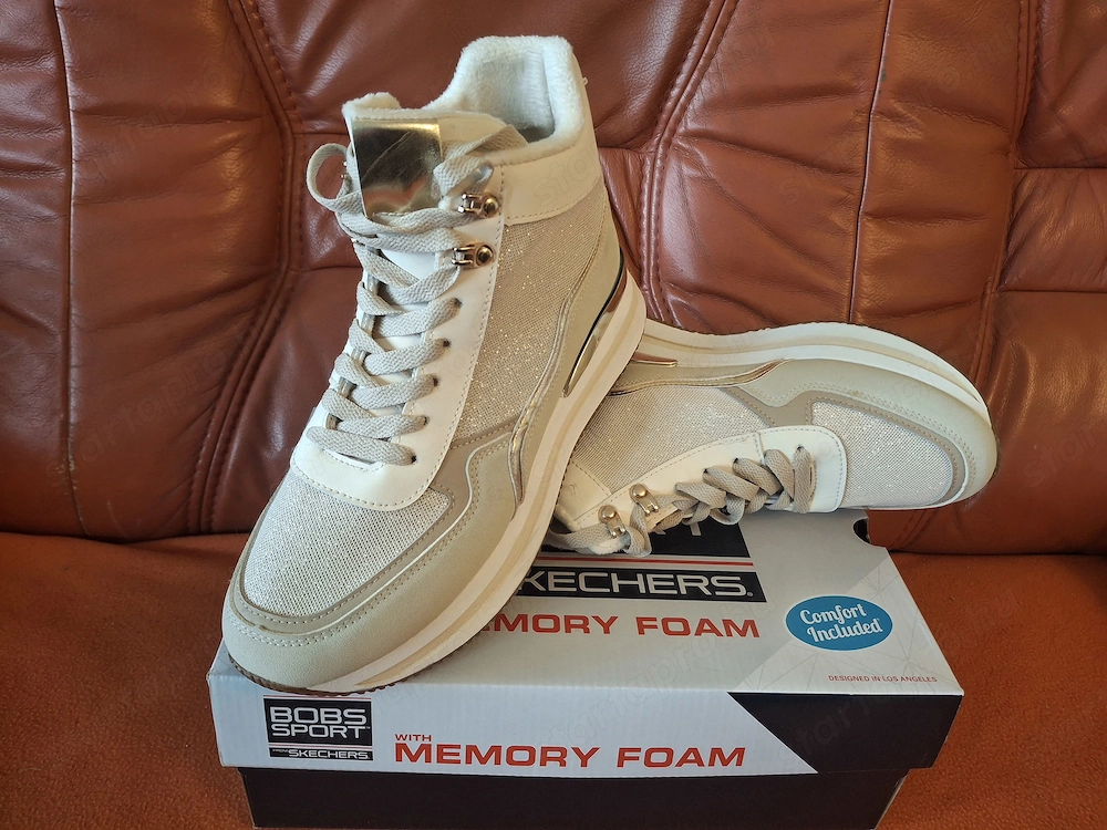 Skechers magas szárú női cipő eladó csökkentett áron - 41