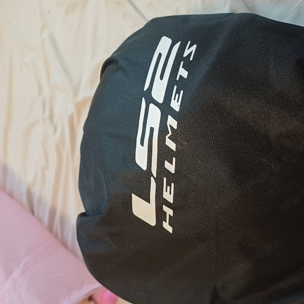 Vadi új női S-es bukósisak