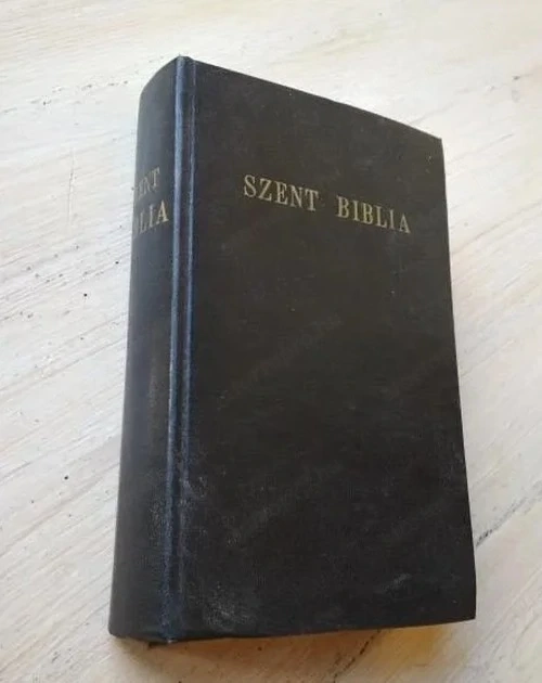 Biblia Ószövetségi és Újszövetségi Szentírás műbőr kötés középméret 