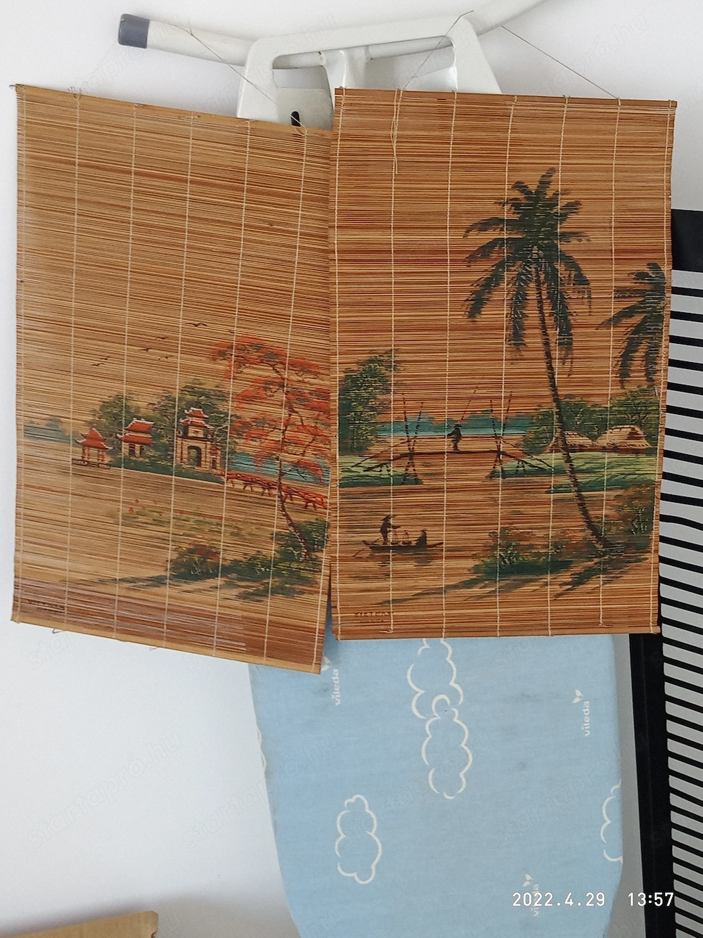 ázsiai felfüggeszthető tekercs 18000ft óbuda hagyaték része valamilyen növényre festették 36 50 104 