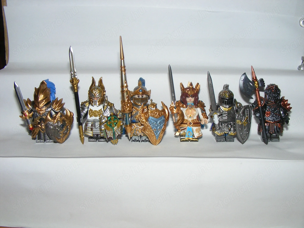 Lego Castle figurák Kerekasztal lovagjai Arthur Király Sir Lancelot Kay Sir Gaheris lovag figura ÚJ