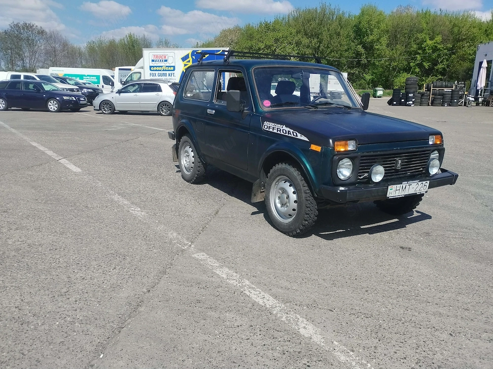 Eladó vagy cserélhető