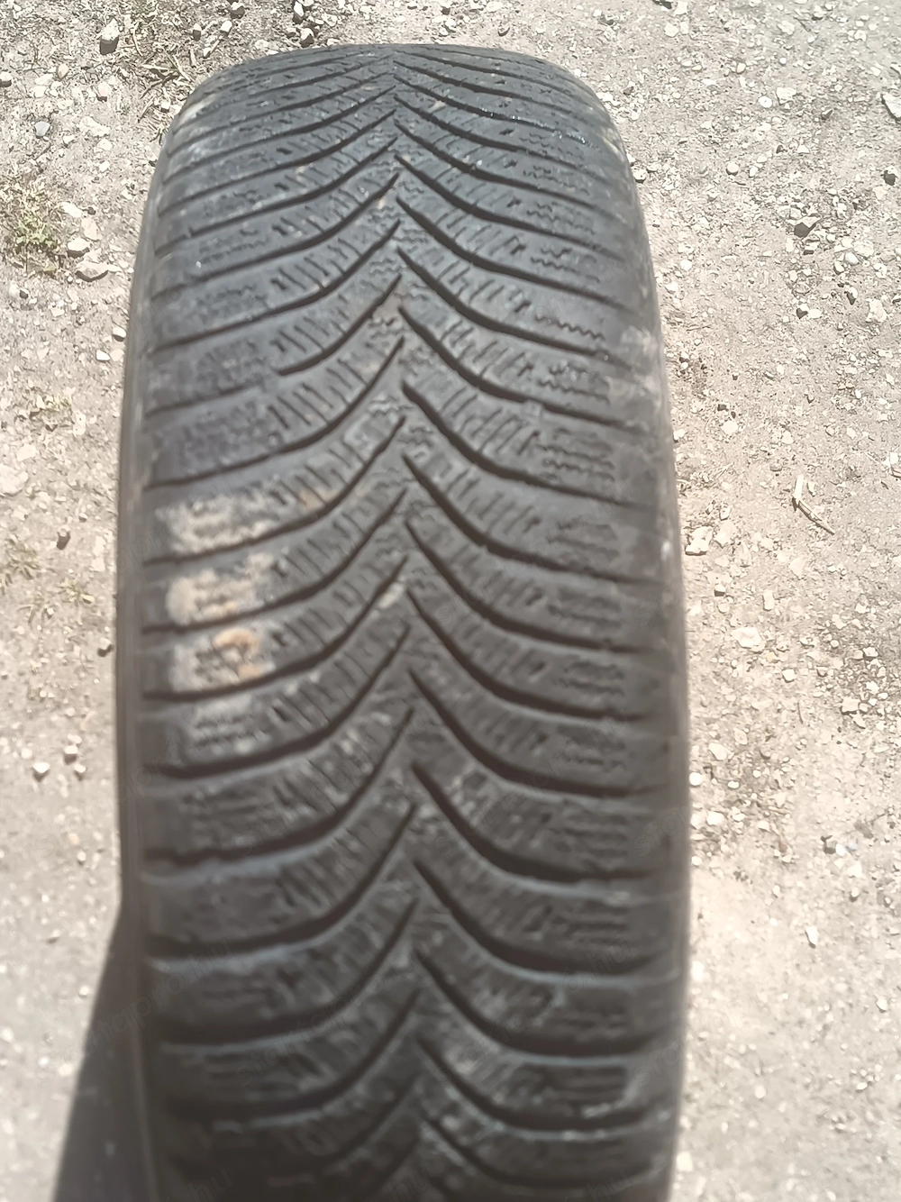 Használt gumi eladó 