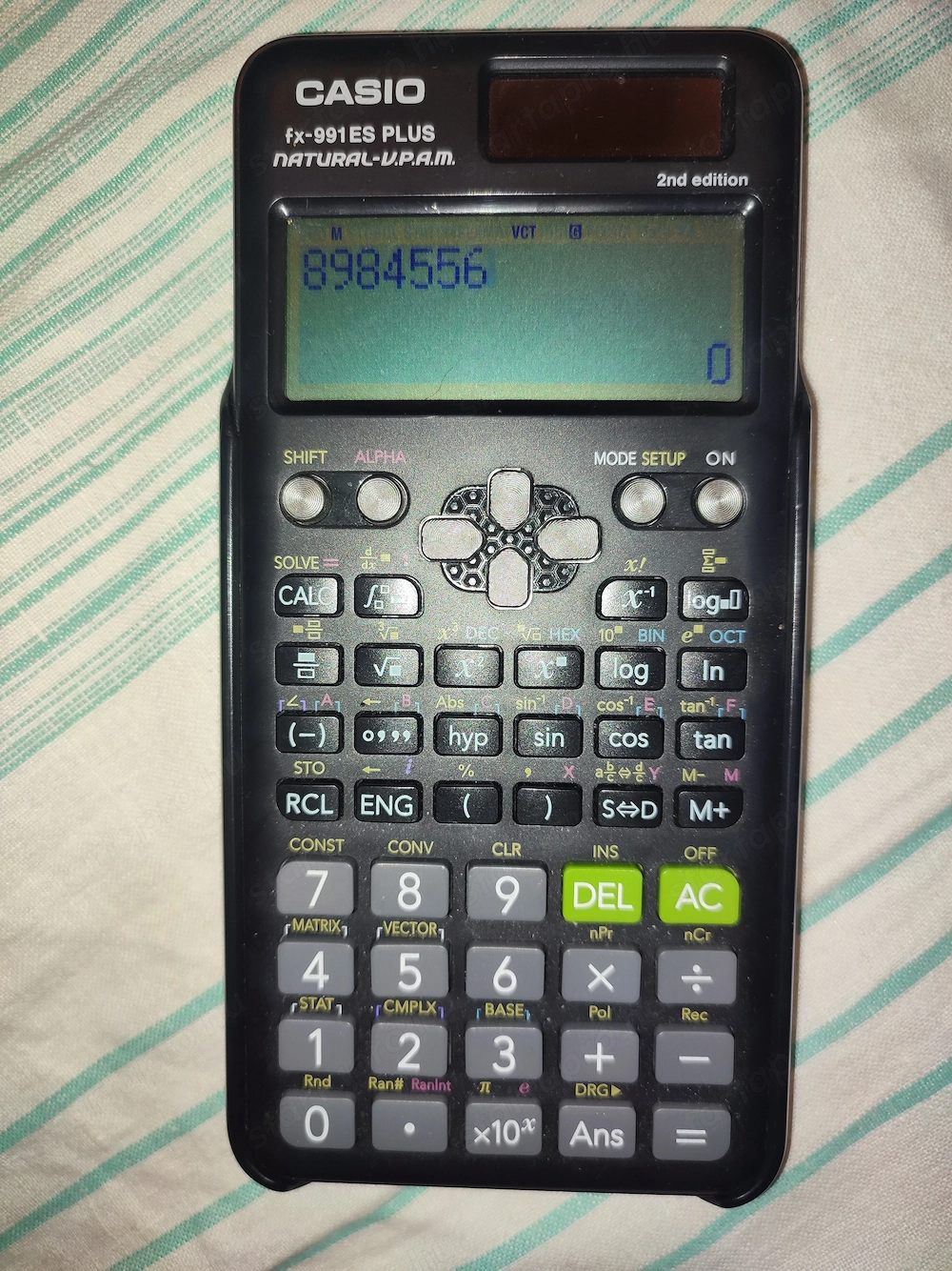 Casio FX-991ES plus tudományos számológép 10+2 digit 2 soros kijelző 417 funkció 