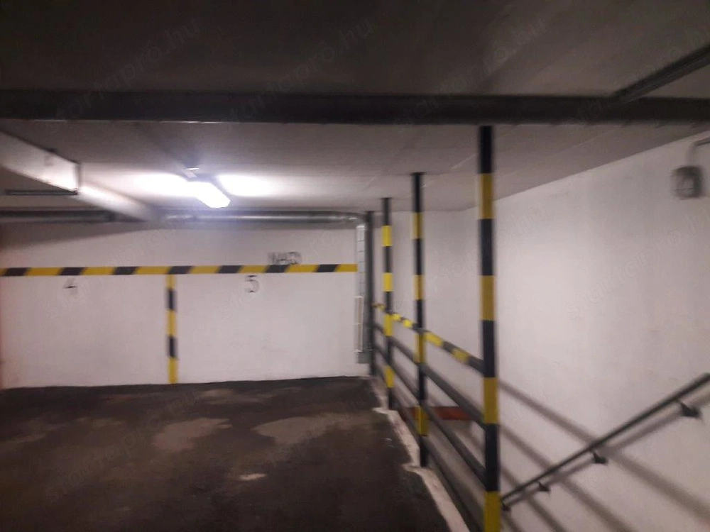 Kiadó teremgarázs Budapest 6. ker. Sziv utca 36