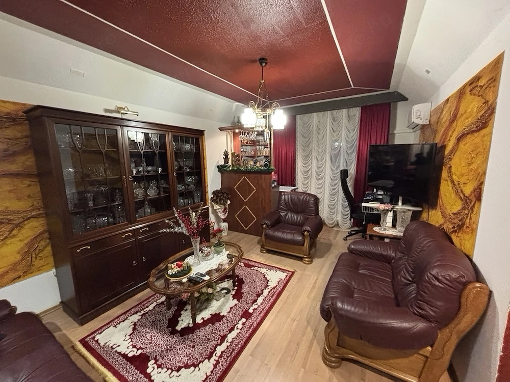 ÁRCSÖKKENÉS! Egyedi méret, dupla erkély, panoráma a városközpontban! 