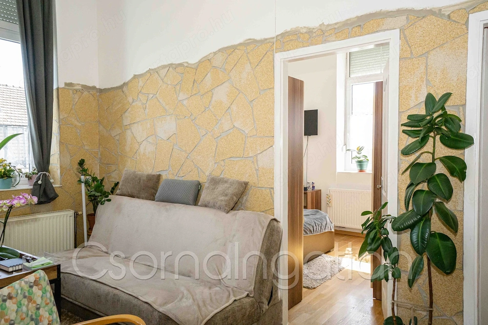 Fertőd - első emeleti, 3 szobás lakás eladó