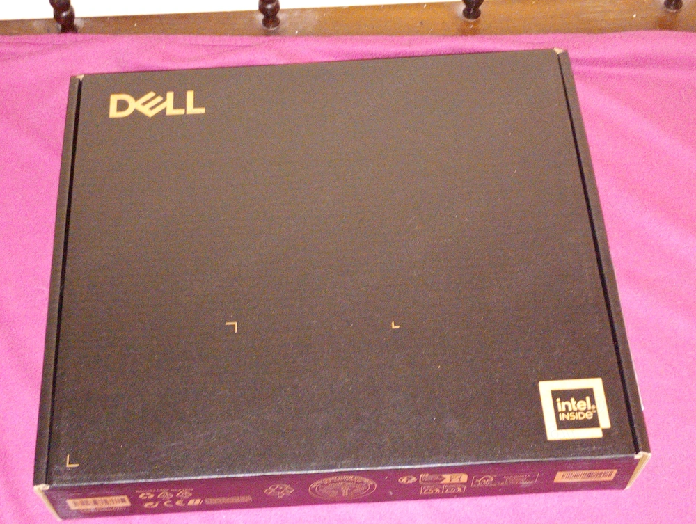 Dell Pro 14 Plus hordozható számítógép biztonsági doboza vagy Dell Pro 16 Plus PB16250 üres doboz el
