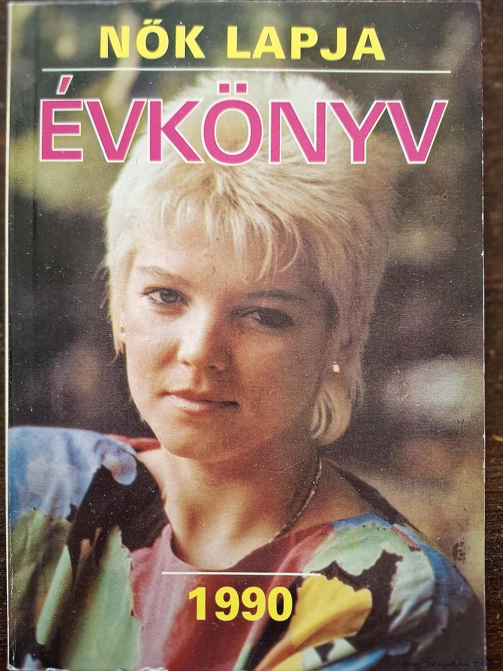 Könyv, Nők Lapja Évkönyv 1990, eladó