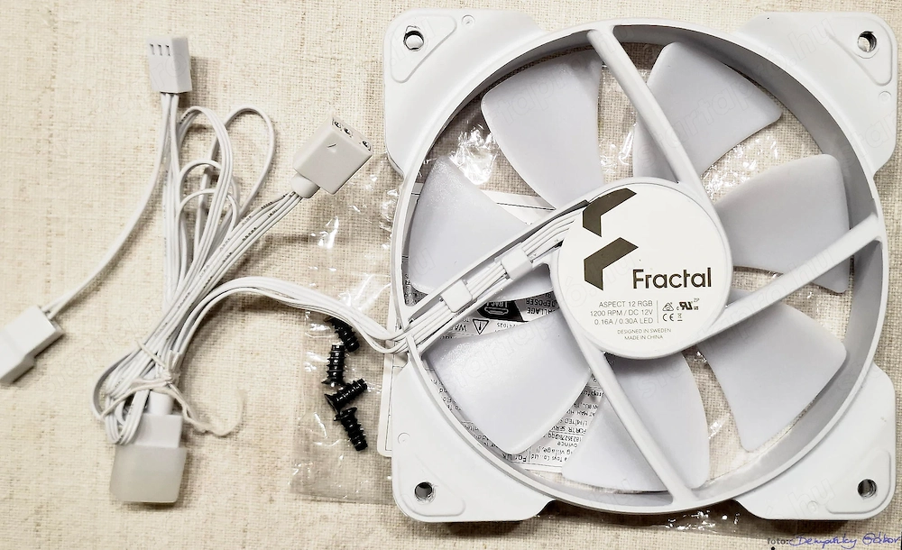 Ventilátor, Fractal Design Aspect 12 RGB PWM 120 mm white, 4 PIN csatlakózó, új, eladó