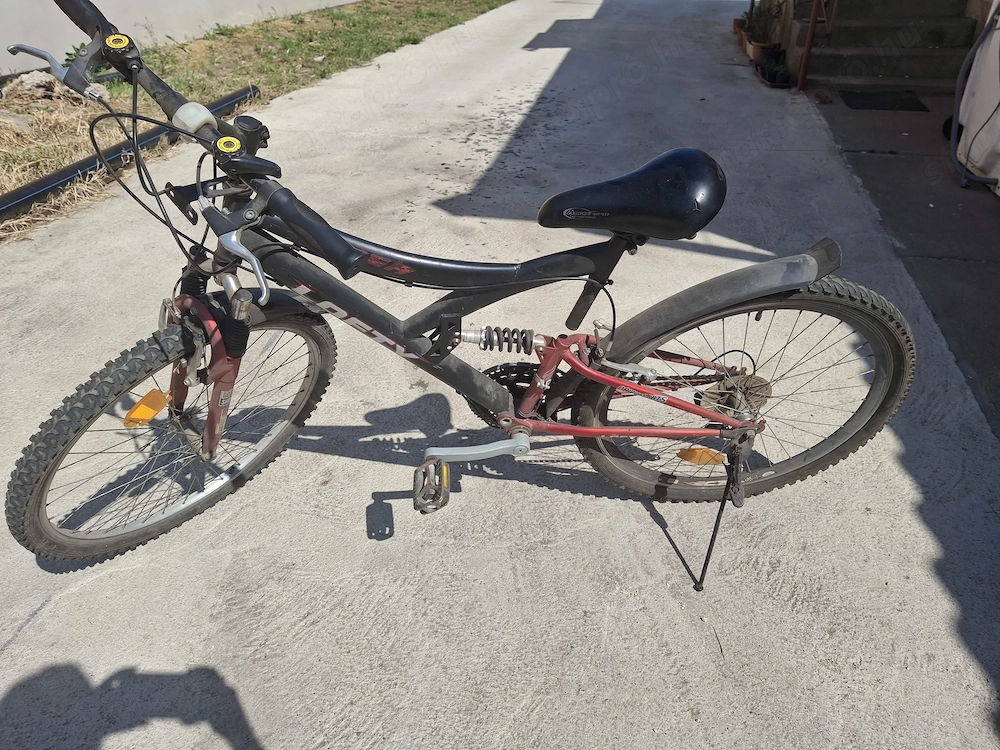 Kerékpár  Mounte bike