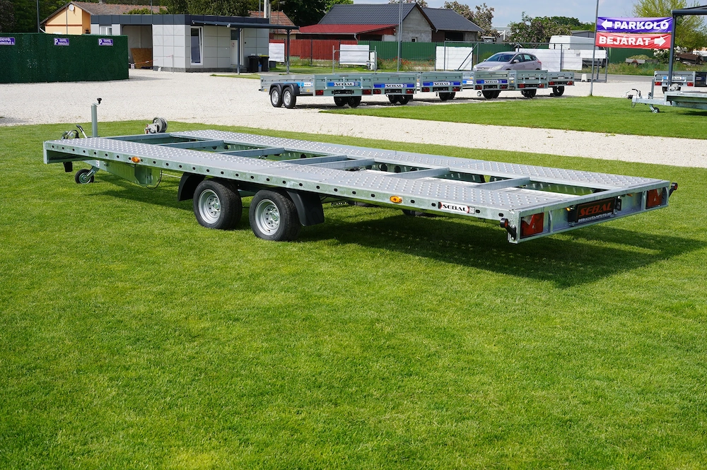 Új SEBAL - UNIDECK autószállító utánfutó (2700kg) - akciós áron készletről - országos kiszállítással