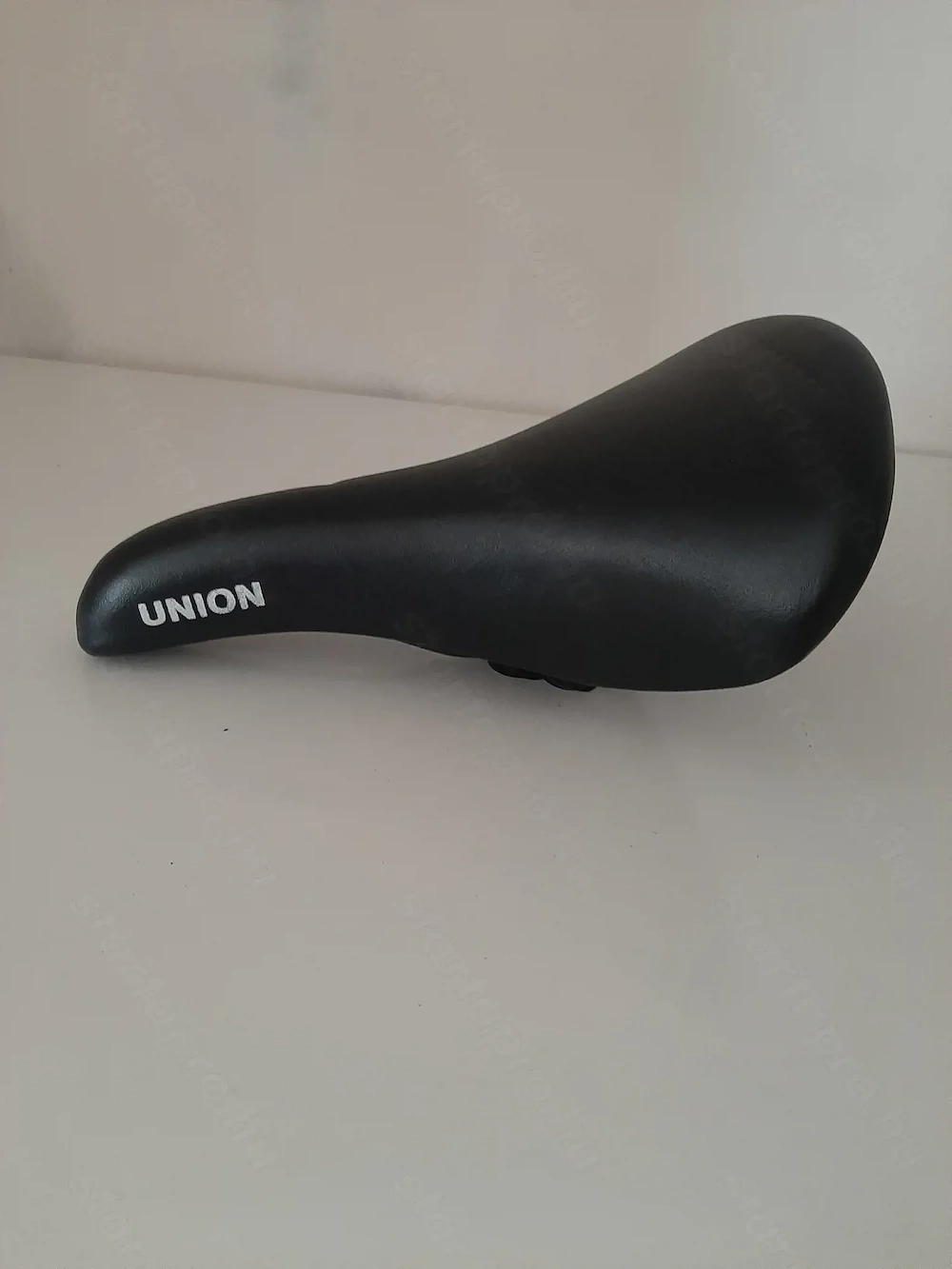 Kerékpárnyereg UNION 2757 (új)