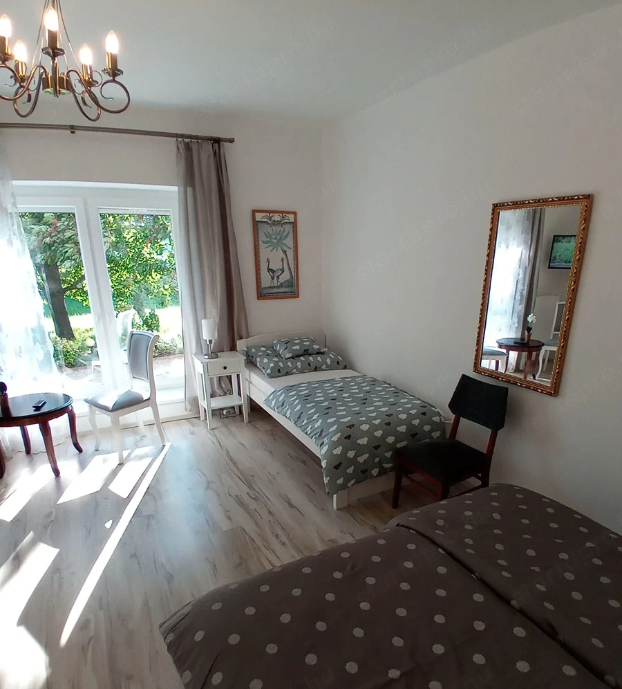 Vera HAUS - Balatoni apartmanok, 5 percre a strandtól