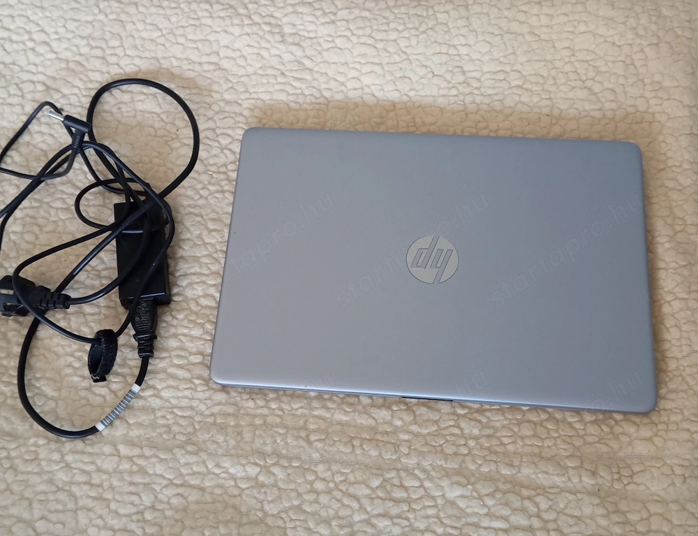 HP 255 G8 laptop