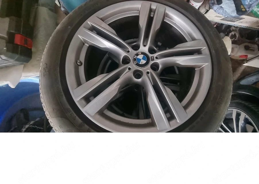 BMW 19'-es gyári M-es alufelni szett téligumival