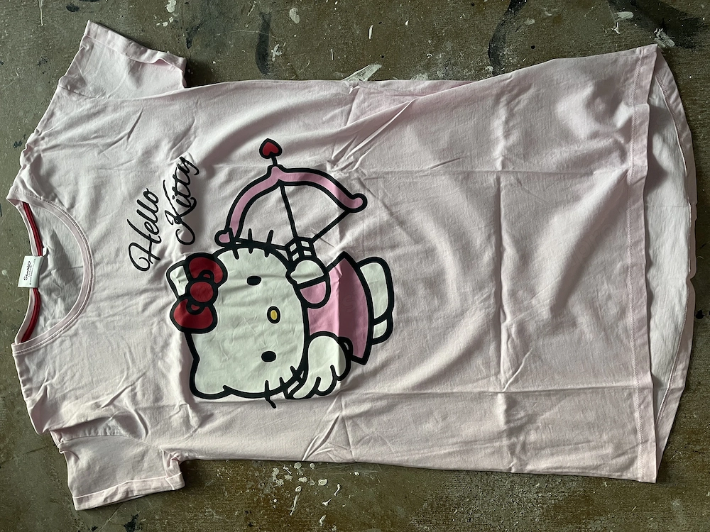 Eladó egy ÚJ  Rózsaszín  Hello Kitti Hálóing 