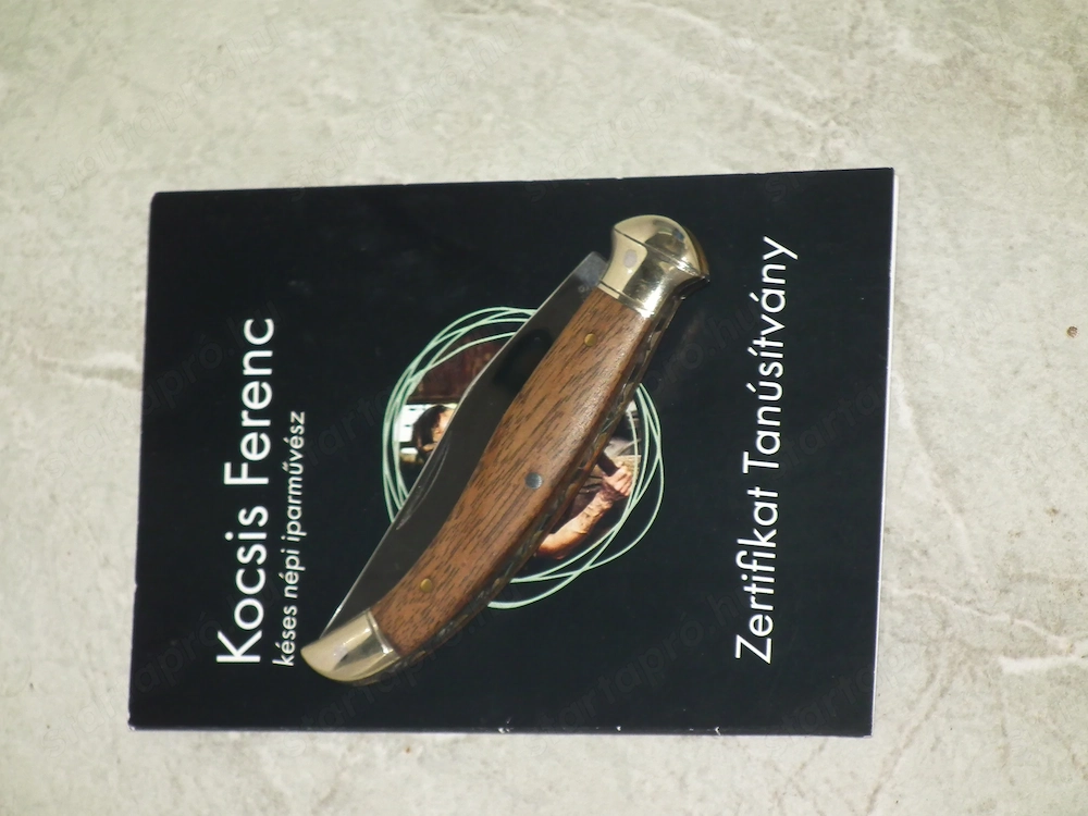 Vitrines magyar fejesgörbe Kocsis Ferenc bicska zsebkés díszes rugó certifikát