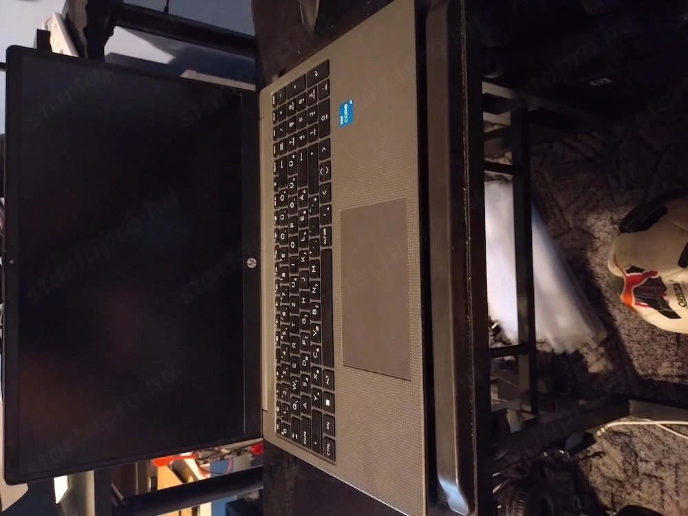 hp Intel CORE i3
