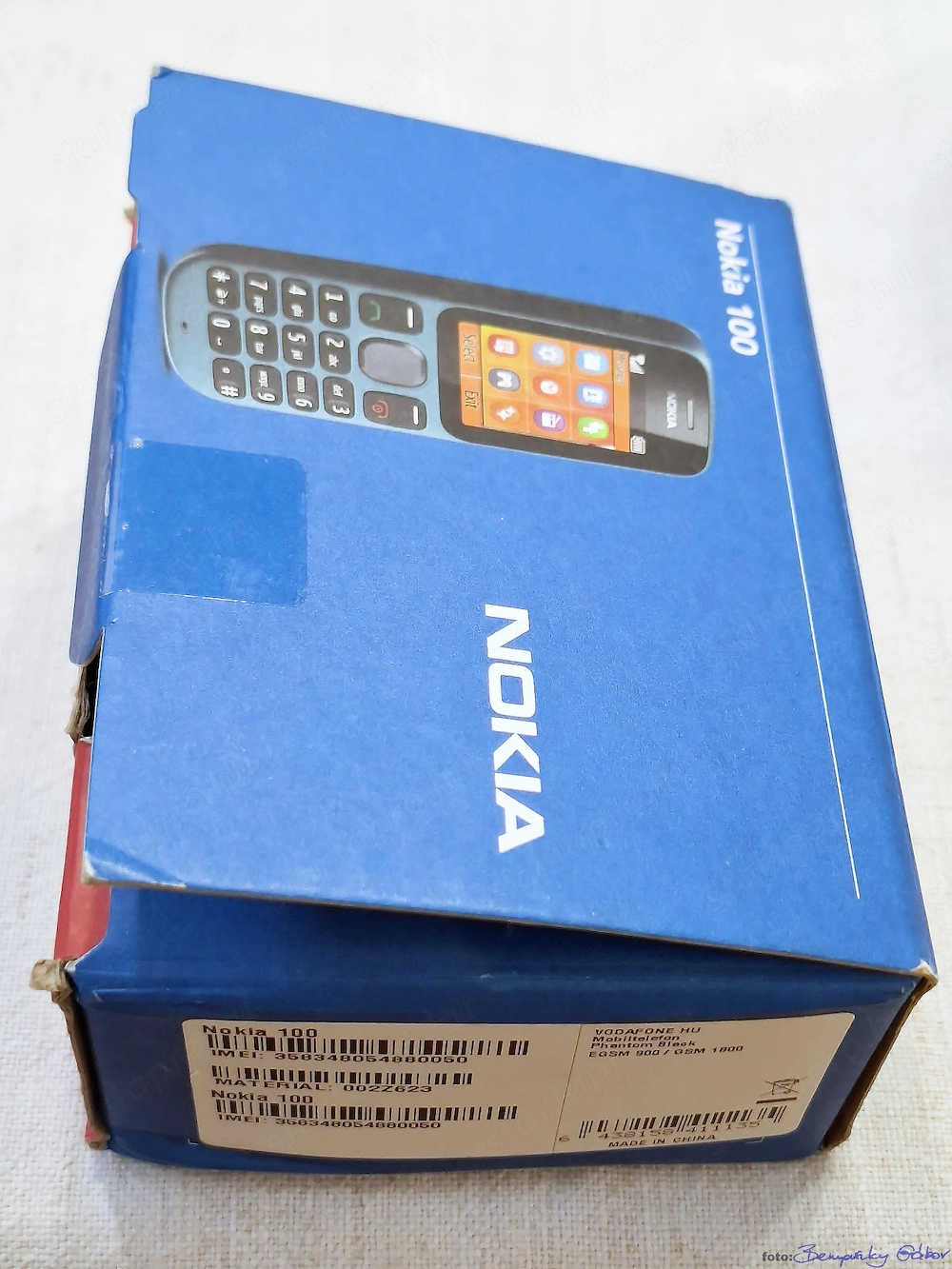 NOKIA-100 NOS gyári "zsír" új állapotban GSM telefon, eladó