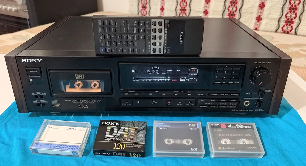 Sony DTC-55 ES DAT kazettákkal.
