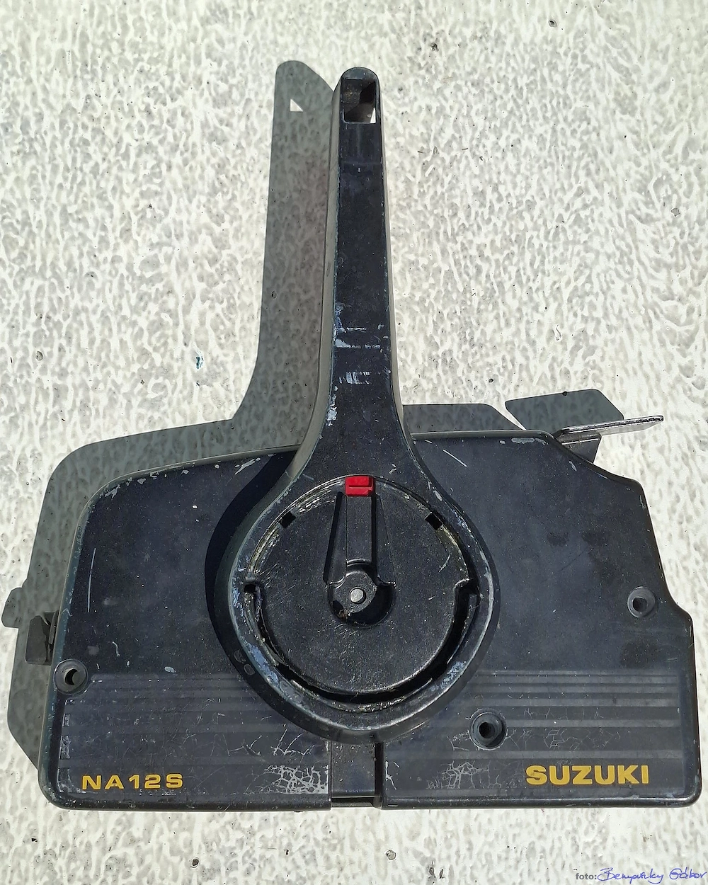 Külmotor, hajómotor távvezérlő, jobb falra, Suzuki NA12S+2db bowden és tartozékok, eladó