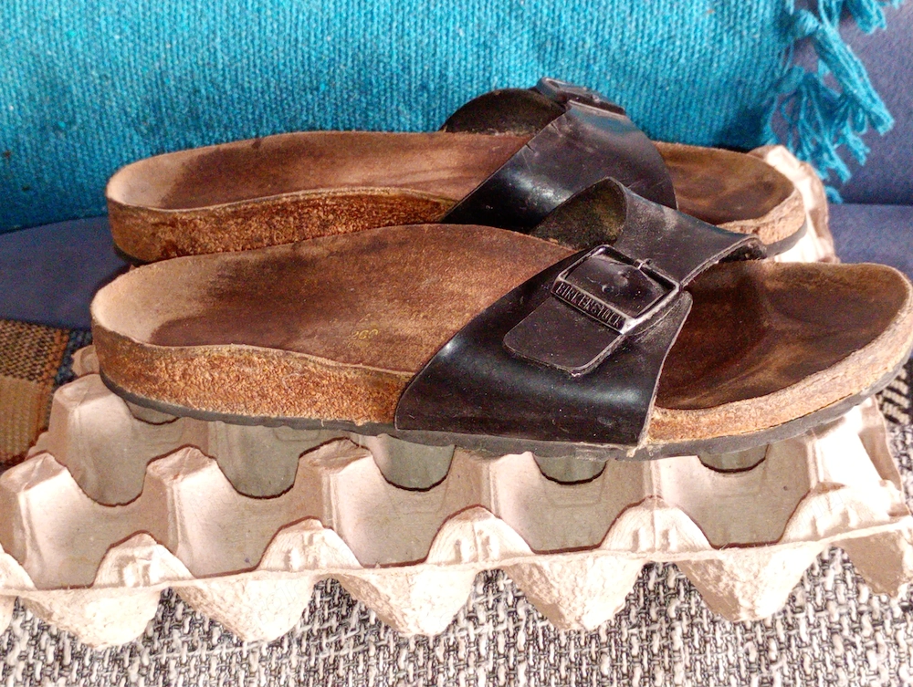 2db Birkenstock Madrid női papucs eur40 fehér és egy fekete 14000ft óbuda személyes átvétel óbudán l