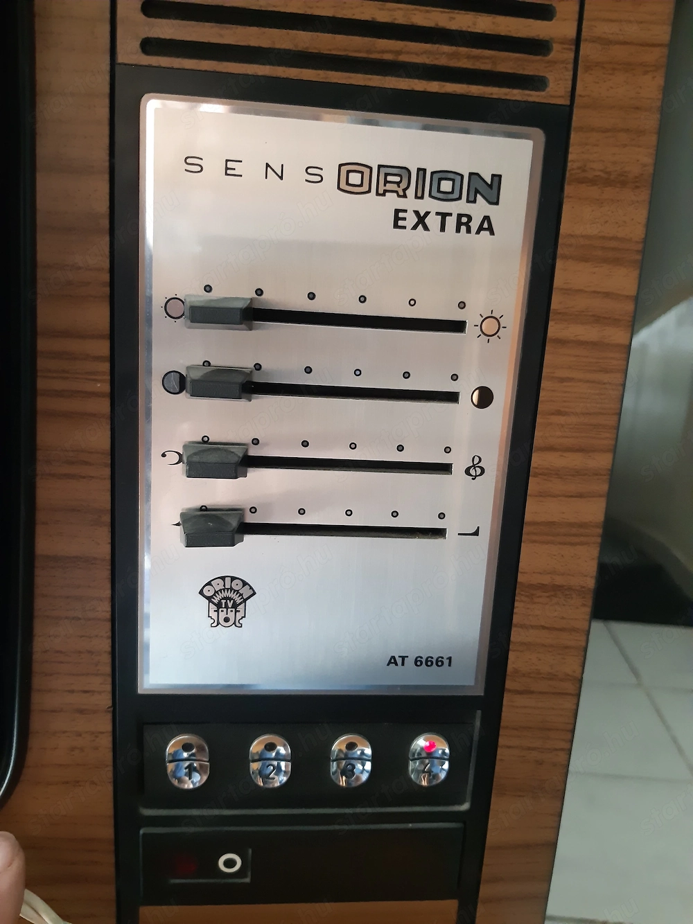 Retro ORION TV SensORION extra AT6661 fa dobozos gyűjtői darab