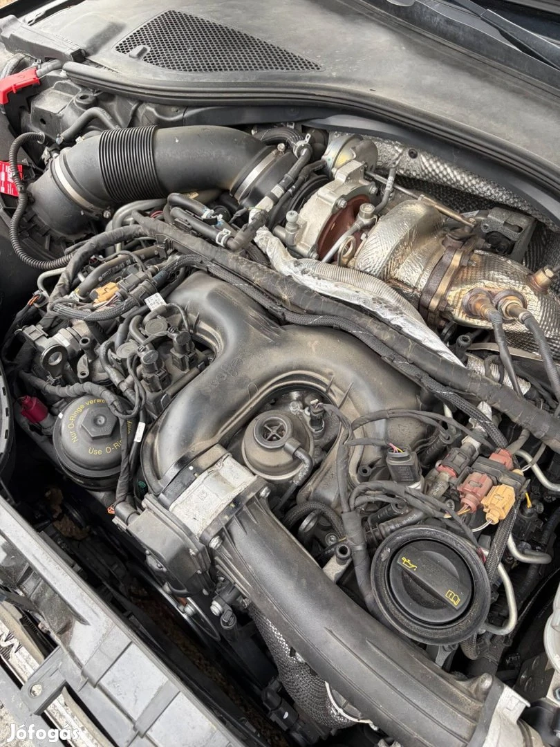 Audi A7 CVU komplett motor beszerelési garanciával és további alk rész további alkatrészek