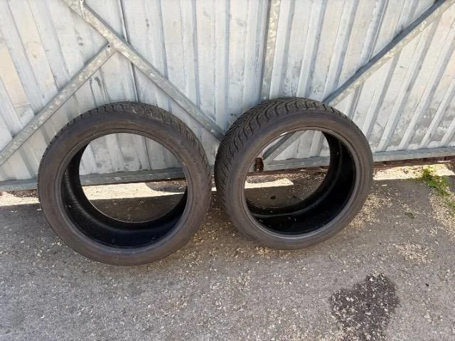 BMW 275 40 R20 Gripmax Suregrip 2db gumi jó állapotú adatok 
