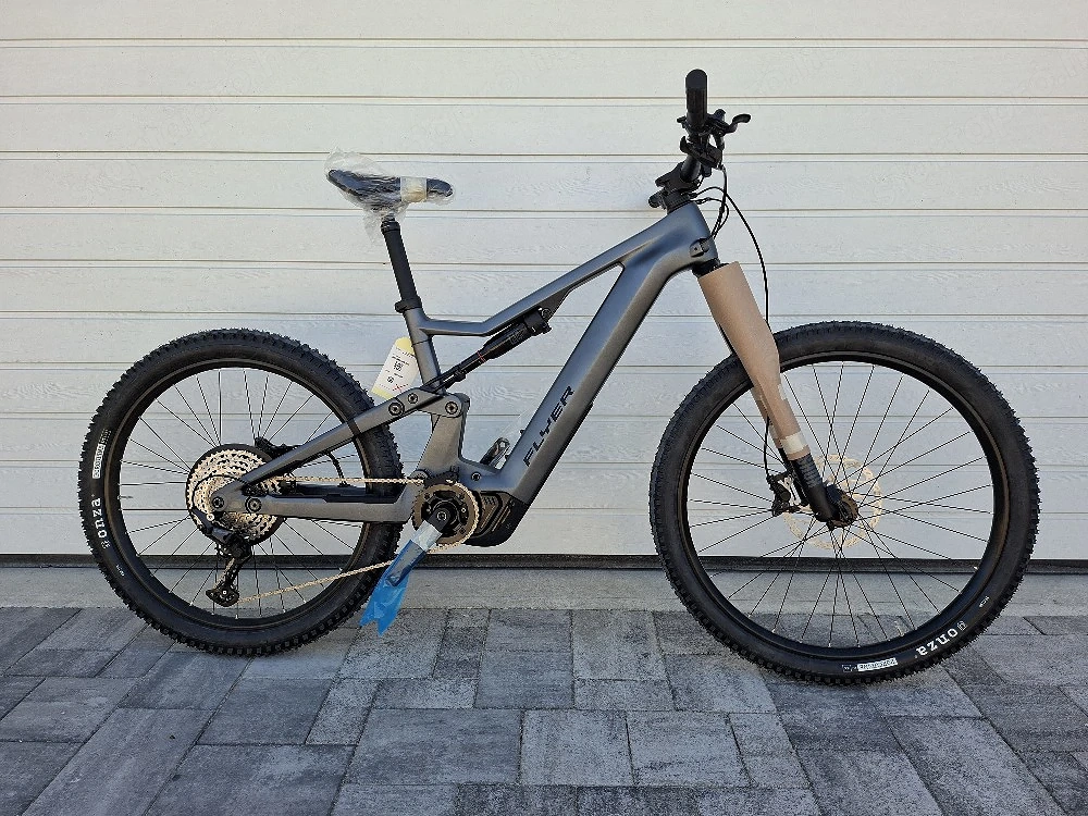 Flyer uproc X 2.10 új carbon fully E-bike 