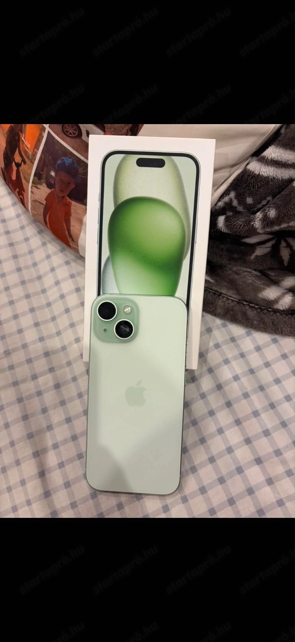Eladó iPhone 15 128 GB, független
