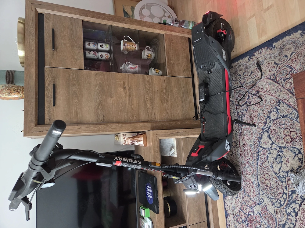 Elado Segway Z3 , szint uj elektromos roller