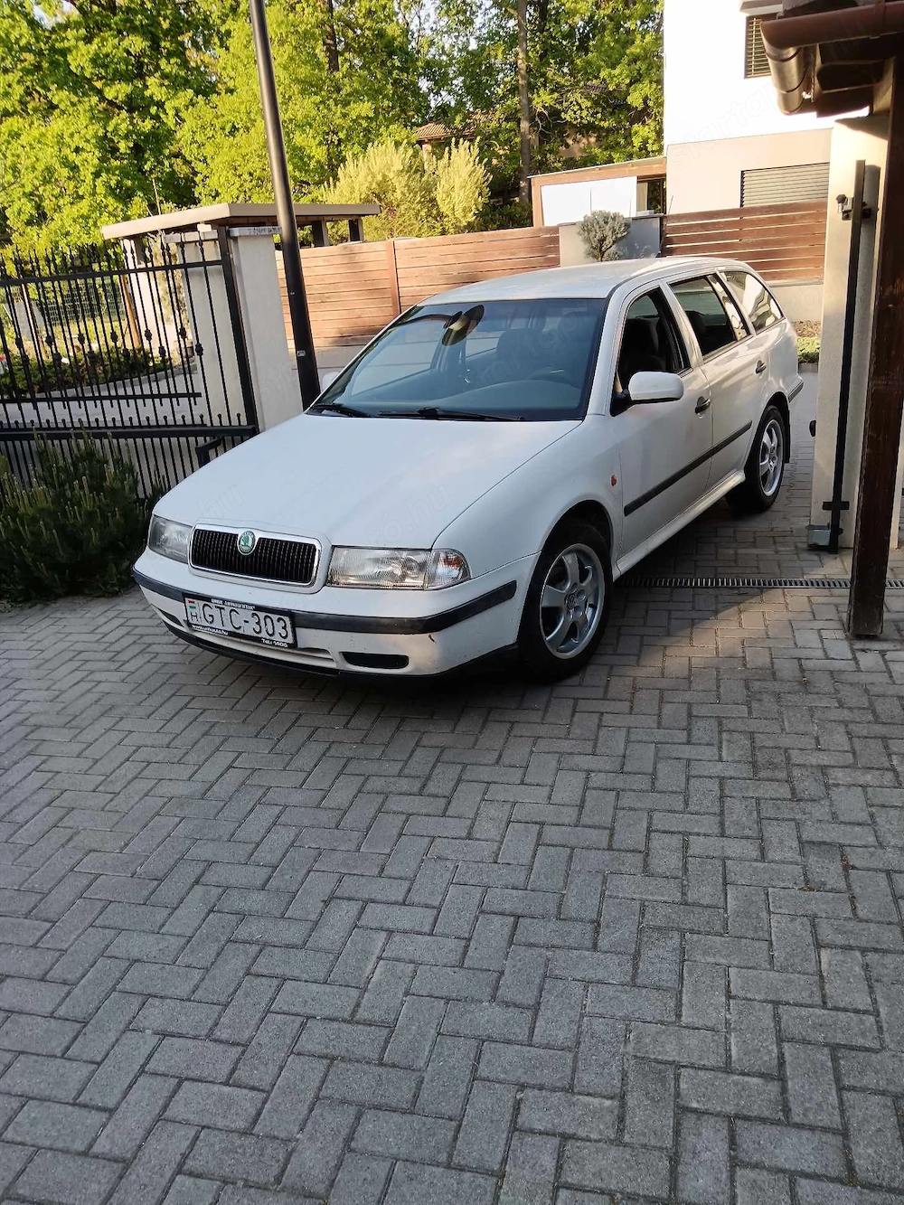 Mk1 '98-as 1.6GLXi kombi eladó