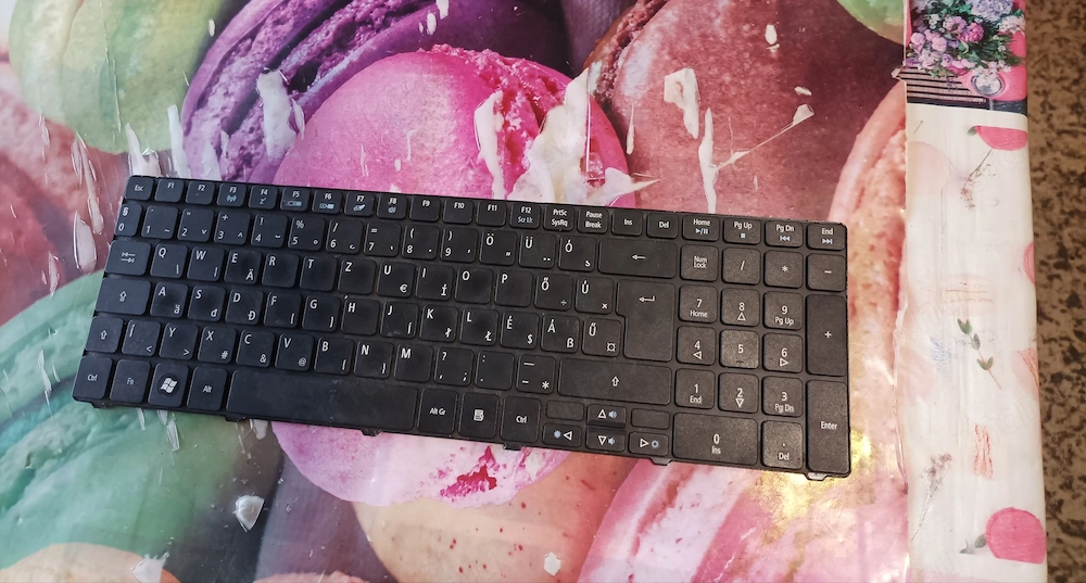 Acer Aspire 5736Z bilenyűzet
