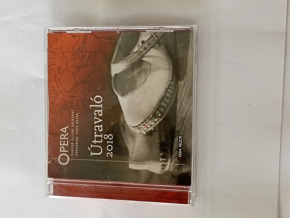 Útravaló 2018  cd eladó 2500ft óbuda személyesen óbudán lakcimemen 36 50 104 8272  Magyar Állami Ope