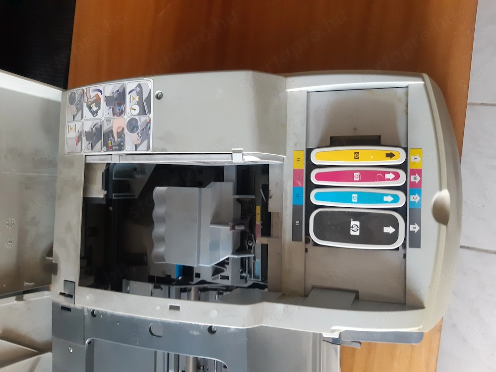 HP Designjet 110plus színes tintasugaras nyomtató hibás
