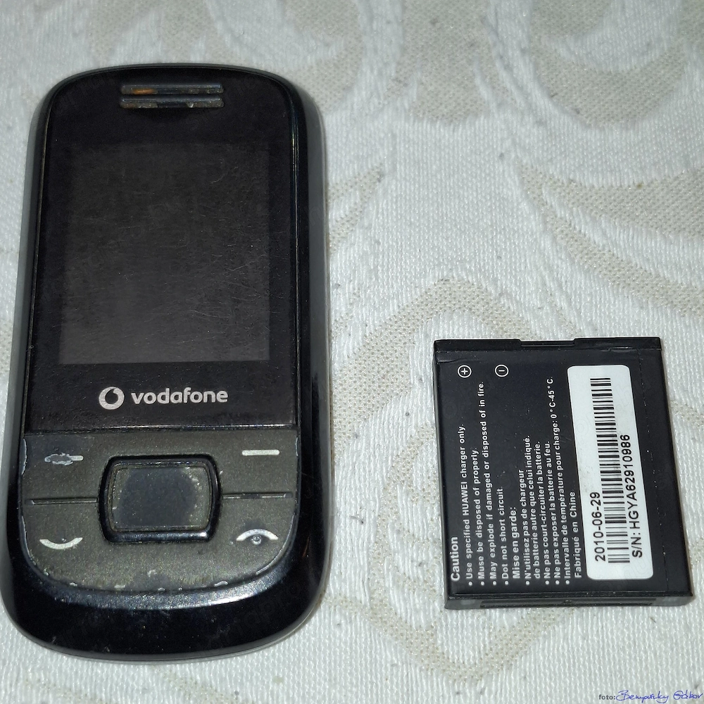 Vodafone 248 GSM telefon alkatrészként, eladó