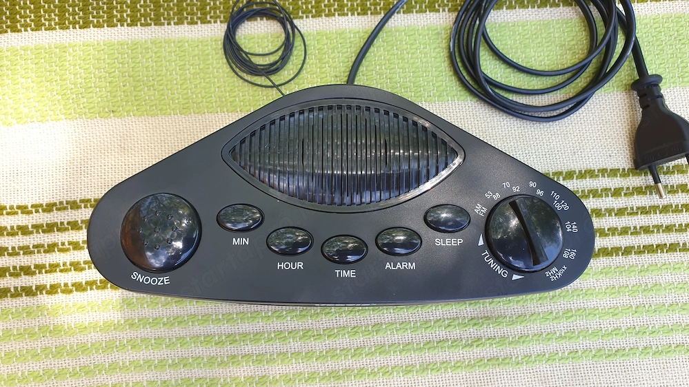 Vertie ST-178 ébresztőórás FM-AM rádió eladó