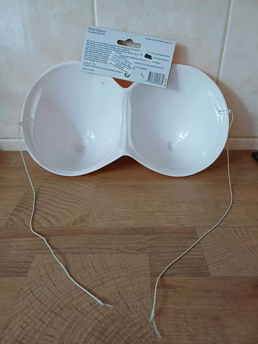 Felköthető női mell vicces party kellék legénybúcsúra, ÚJ!