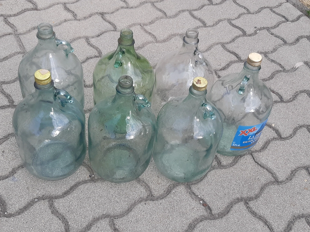 5L-es üveg akár pálinkának