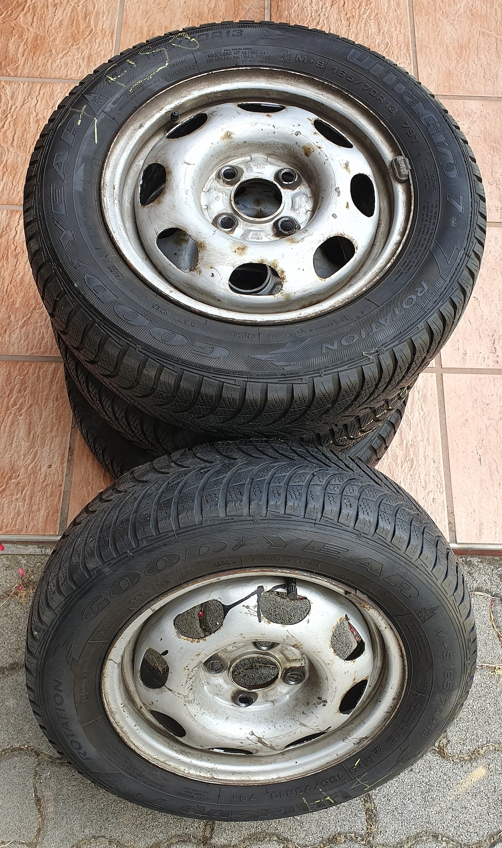 95' VW Polo kerekek jó téli gumival eladóak