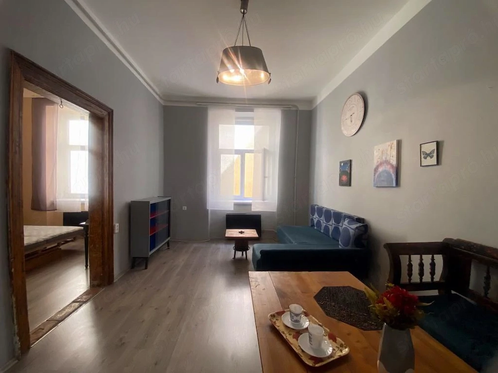 Karakteres loft hangulatú lakás eladó a Keleti pályaudvar közelében