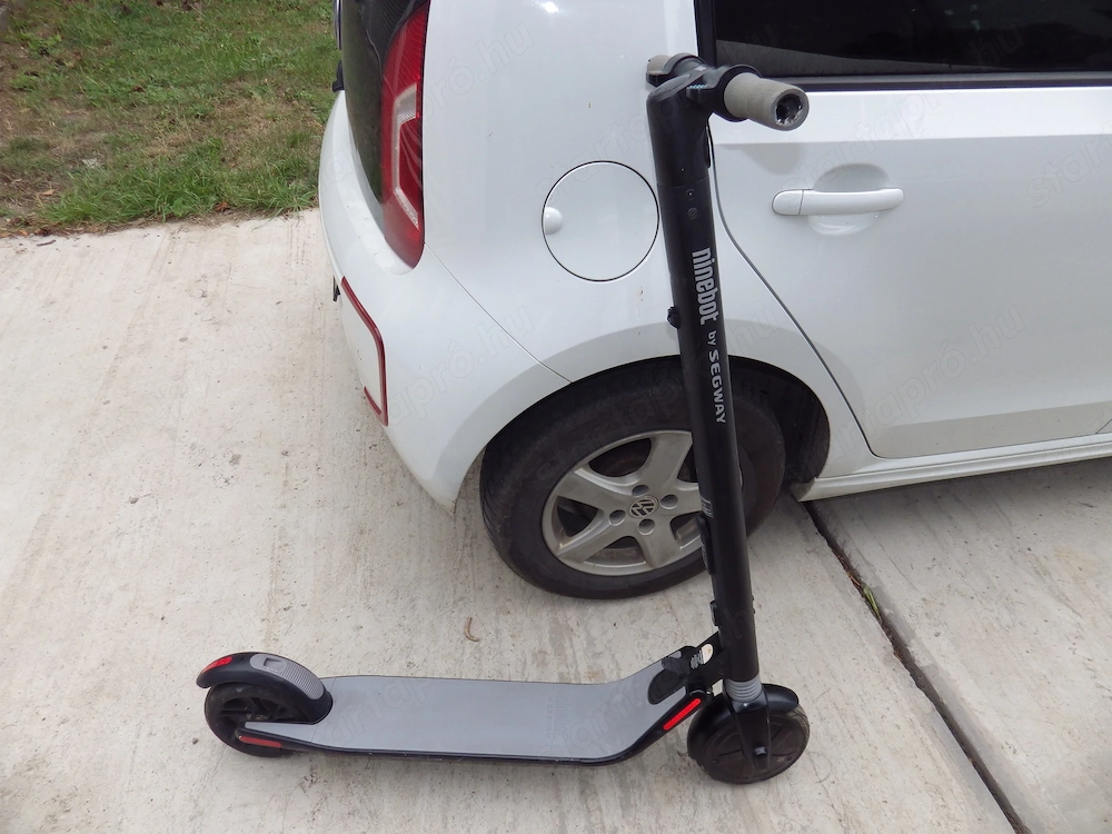 Ninebot Segway 250W elektromos roller  Siófok 